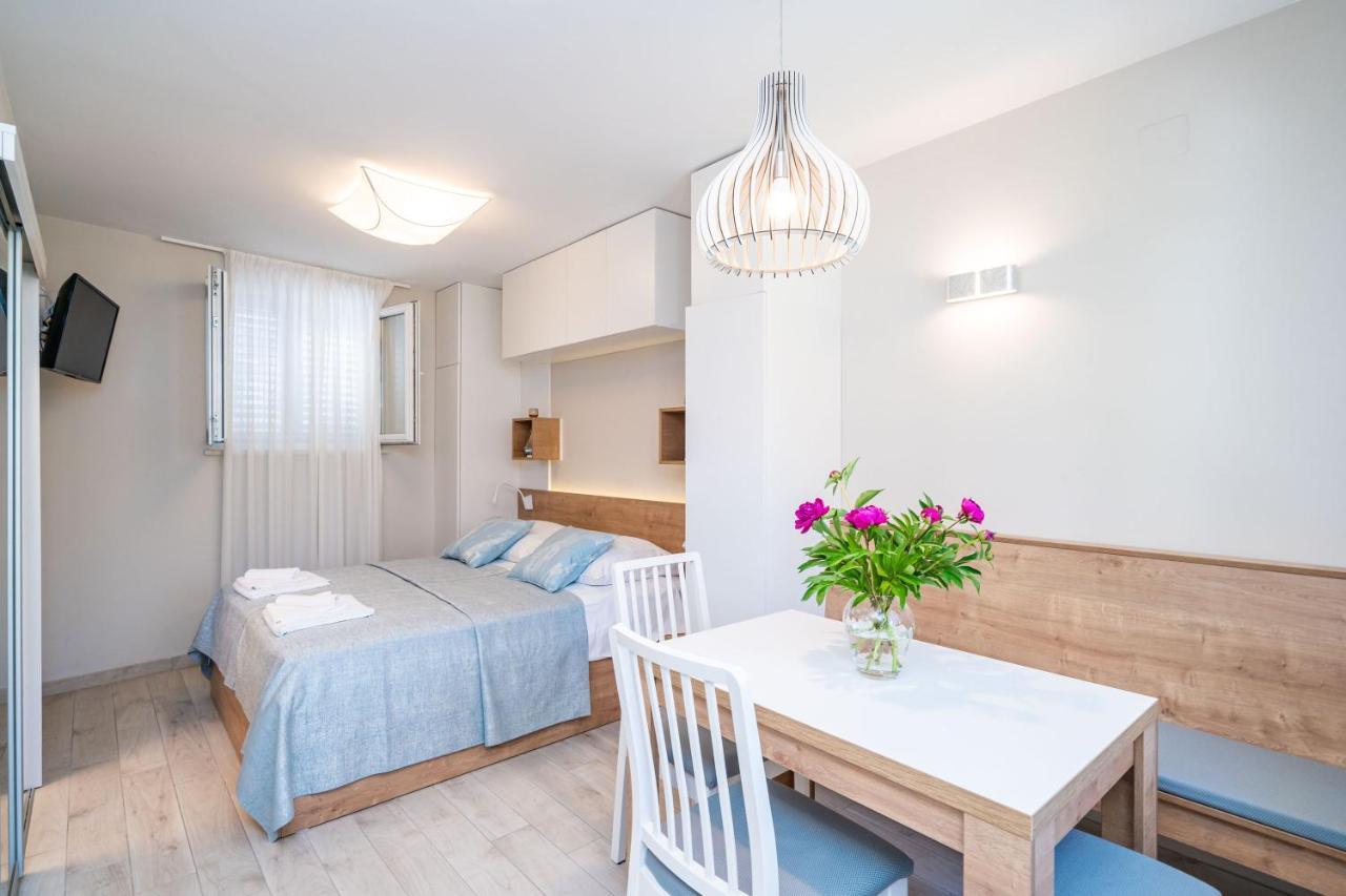 Studio apartment Lapad Ragusa Esterno foto
