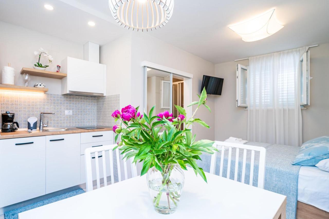 Studio apartment Lapad Ragusa Esterno foto